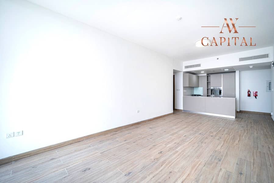 4 Newly Handover | Balcony | Marvelous Apt