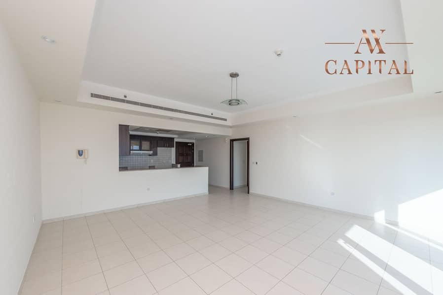 3 Fully Upgraded | High Floor | Tenanted