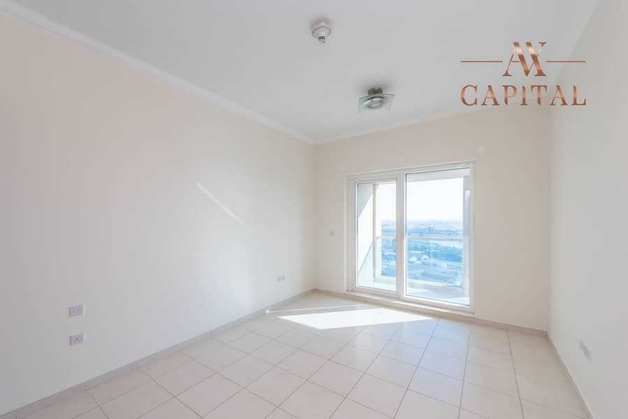 5 Fully Upgraded | High Floor | Tenanted