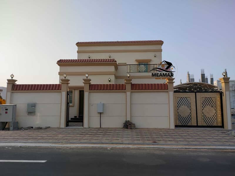 Modern villa 3 BHK excellent finish and price on mohamed bn zayed st