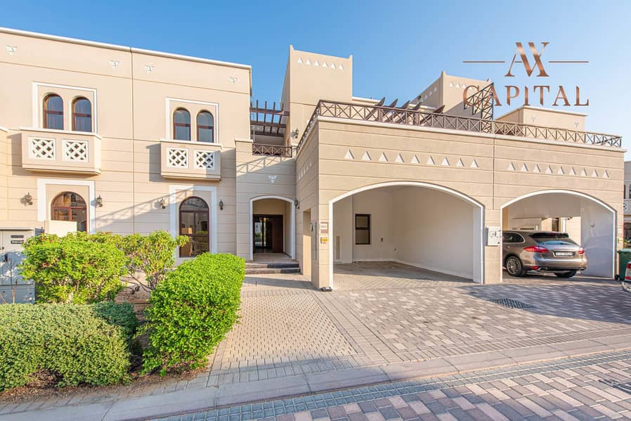 Таунхаус в Мудон，Насим, 4 cпальни, 3100000 AED - 5533756