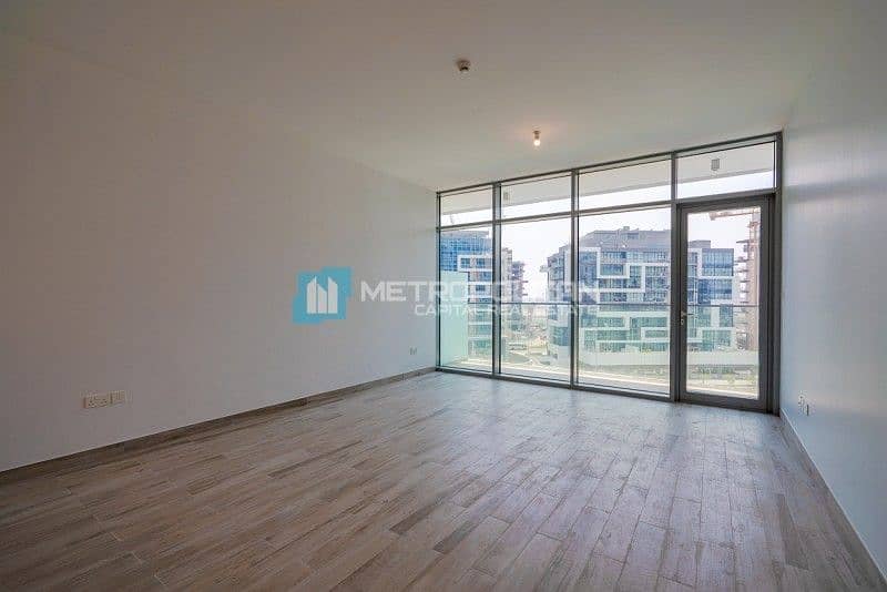 Sumptuous1 BR with Balcony| Canal View| Vacant