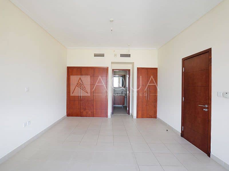 4 Well Maintained | Maid's Room | Stunning View