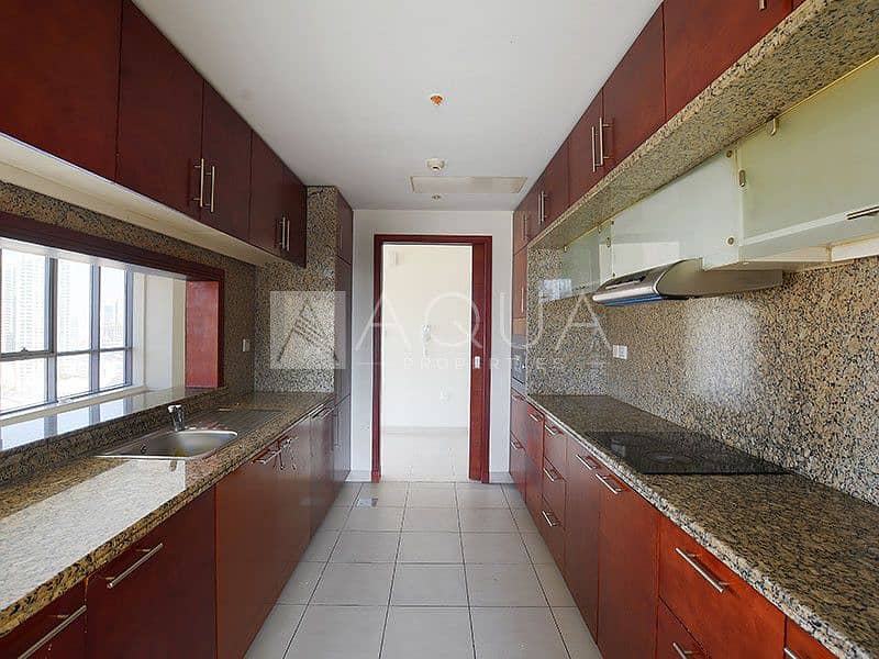 7 Well Maintained | Maid's Room | Stunning View