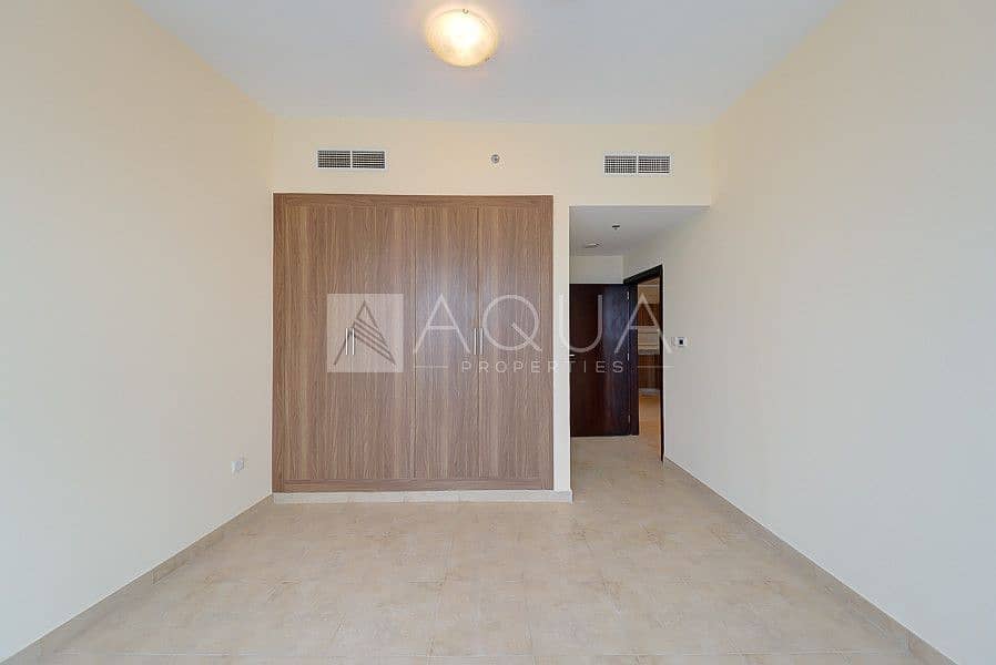 4 High Floor | Brand New 1 Bed + Study Apartment