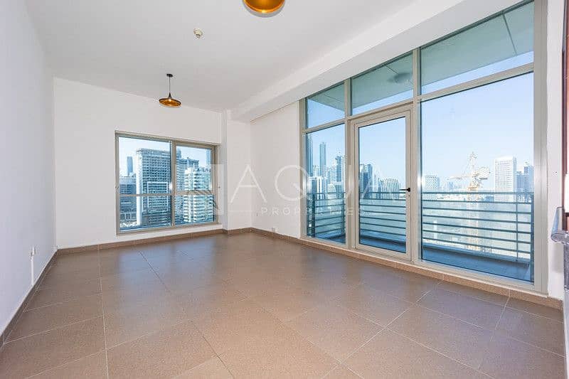 Burj and Canal Views | Unfurnished | Balcony