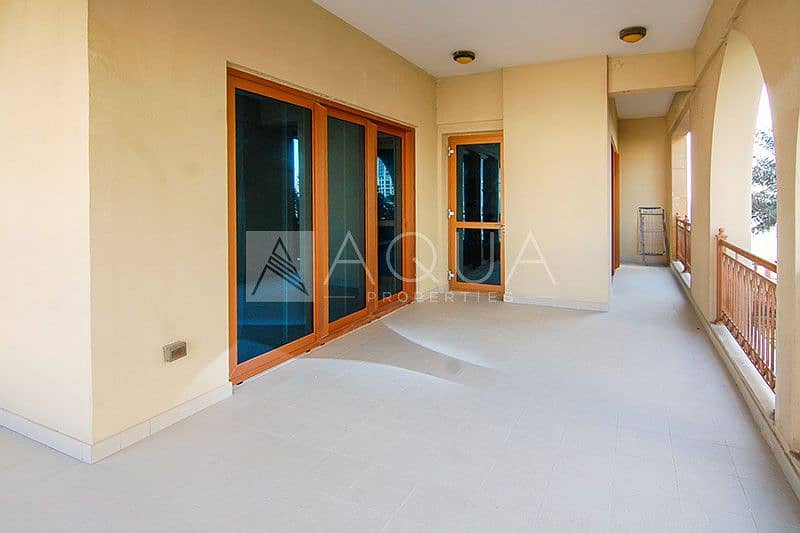 11 Vacant Now | Low Floor | Road and Pool View