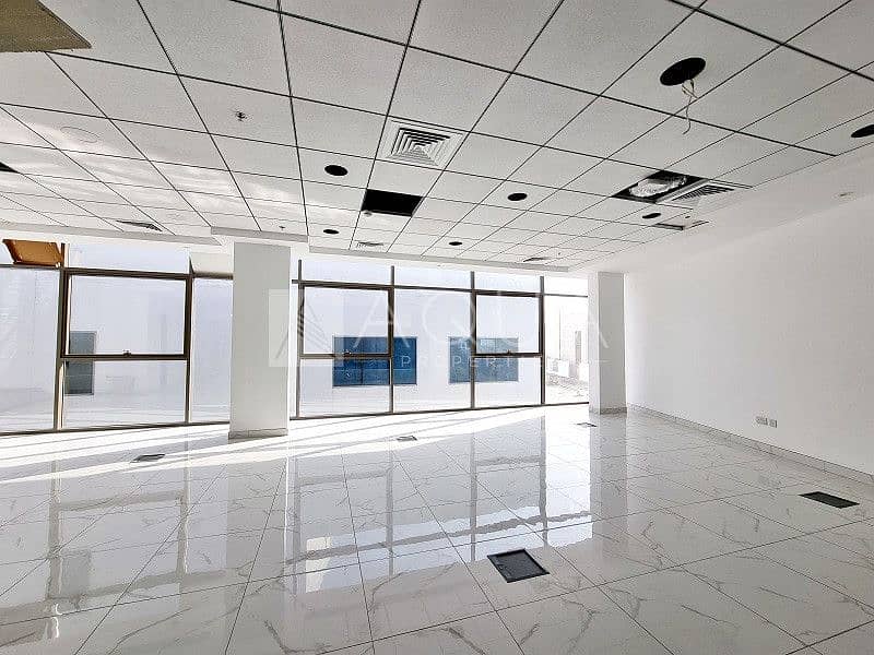 2 Fitted office | Next metro station | SZR