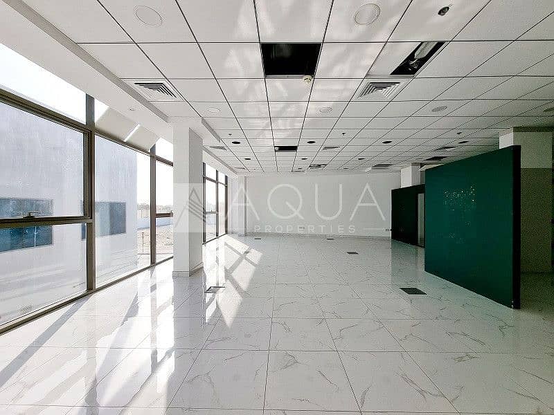 7 Fitted office | Next metro station | SZR