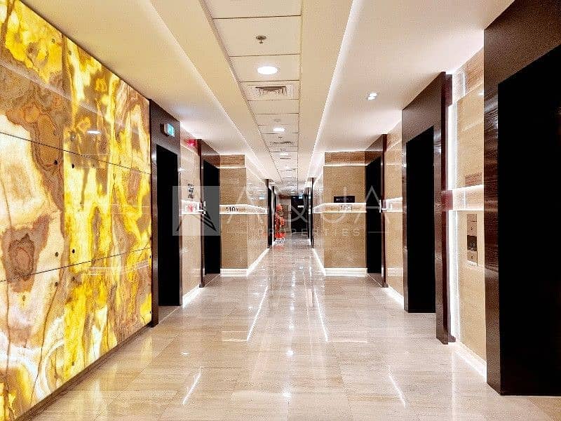 10 Fitted office | Next metro station | SZR