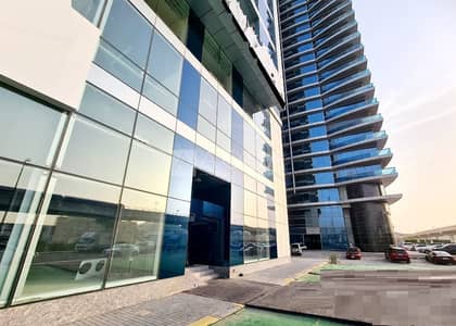 Showroom for Rent in Business Bay, Dubai - Fitted Showroom | Facing  Sheikh Zayed Road