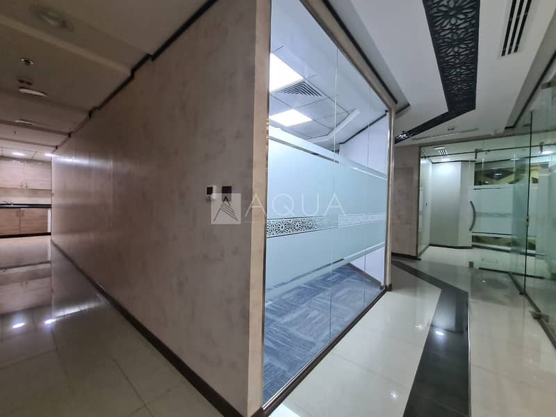 7 Fully furnished office | Near Metro | SZR