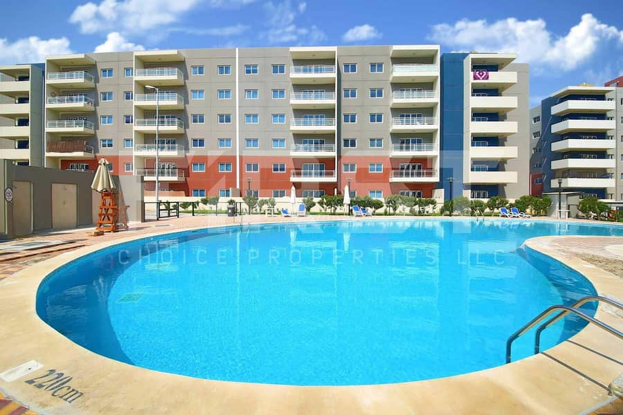 Great Deal | Amazing Pool View Apartment.