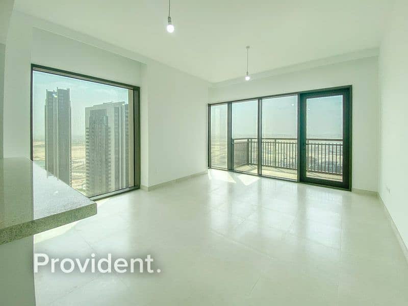 7 Brand New/Higher Floor Unit/Exclusively Managed