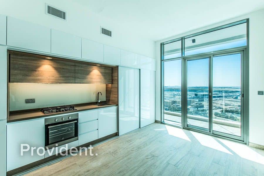 4 Partial Sea View | Tenanted | High Floor