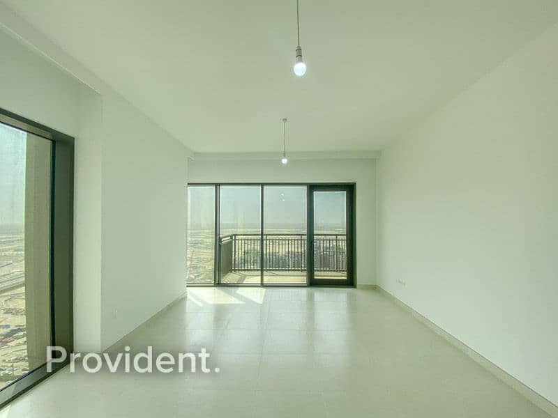 9 Brand New/Higher Floor Unit/Exclusively Managed