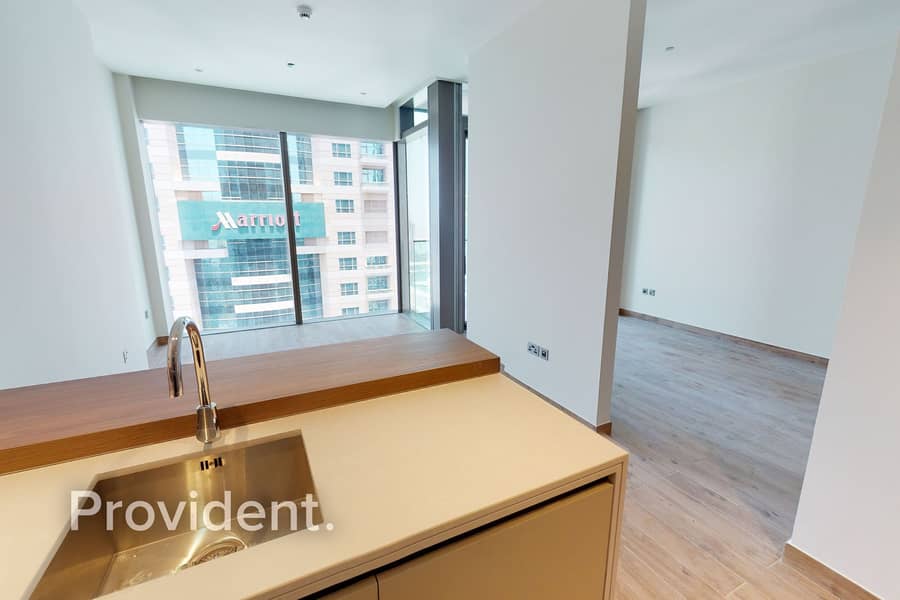 3 Luxury Studio | High End Tower | Move in December