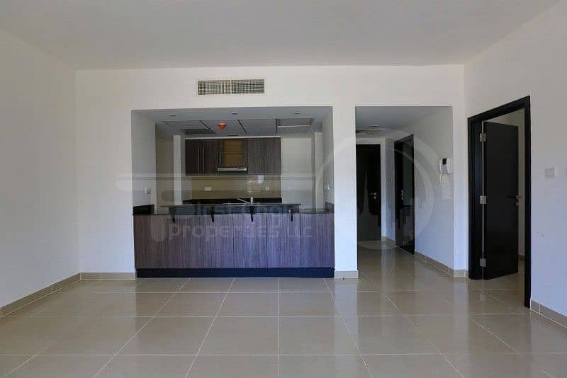 5 Delightful 1BR Apartment for Sale in Reef
