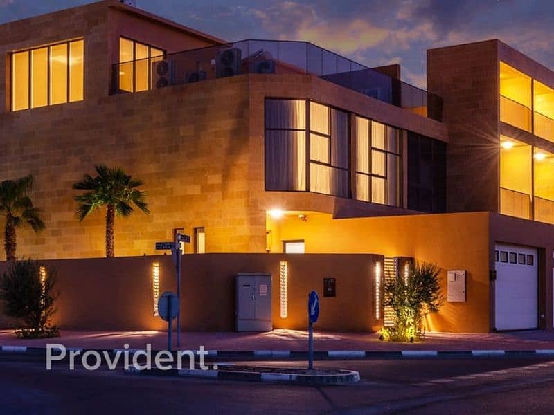 11 GCC Only | Close To Burj Al Arab | Modern Villas