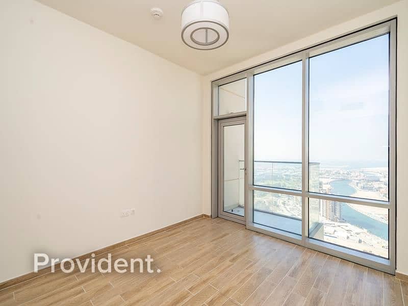8 Exclusive Stock | 2Bed with Sea & Canal View