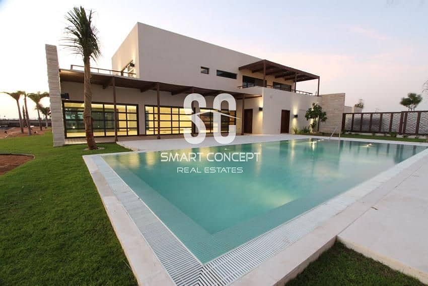 An Eco-friendly Villa with Private Pool and Garden