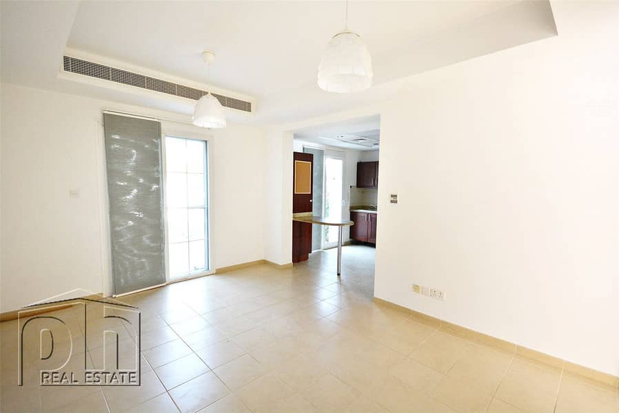 4 Single Row | 2 bed + study | Ideal Location