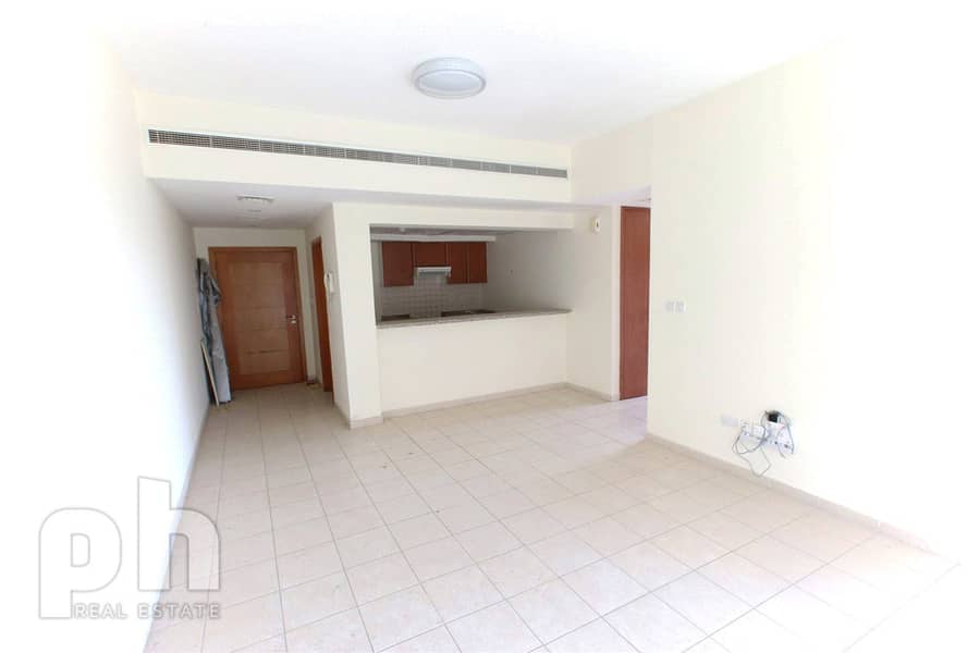 2 2 BR | 3 Bathroom | Vacant | Large Balcony