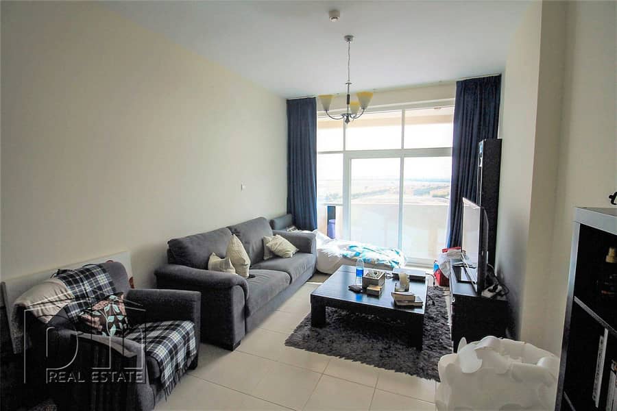 2 Fully Managed Apartment with Golf  View