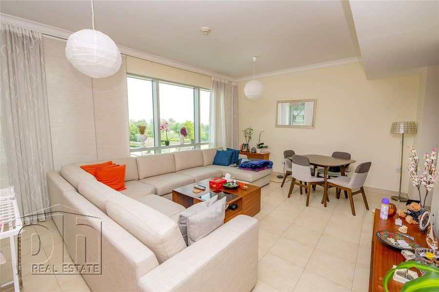 2 1 Bed | Large Layout | Golf Course Views | Immaculate Condition