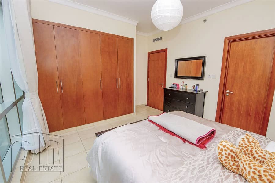 10 1 Bed | Large Layout | Golf Course Views | Immaculate Condition