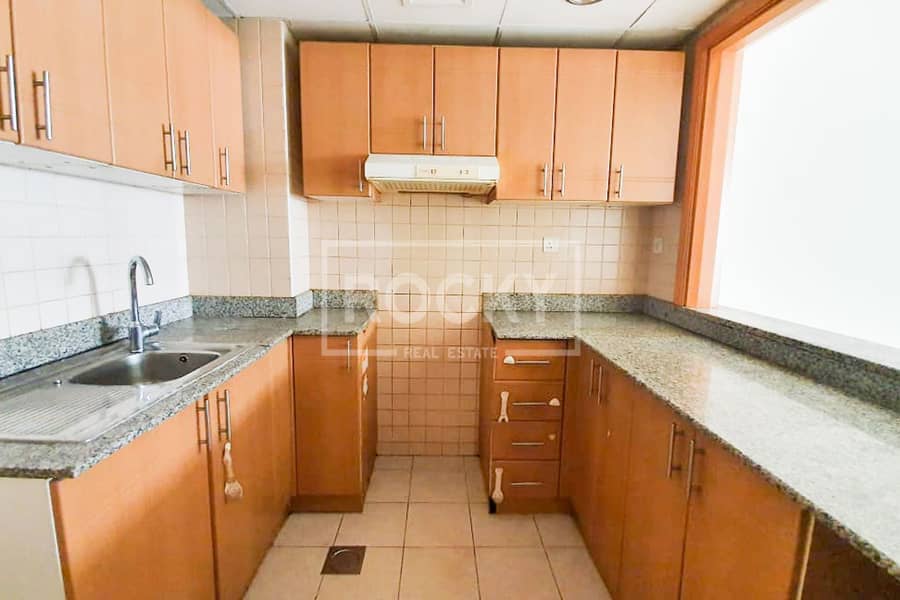 2 Good ROI|1 Bed|Lower Floor|with Laundry