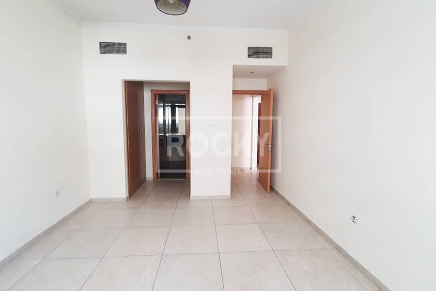 7 Good ROI|1 Bed|Lower Floor|with Laundry