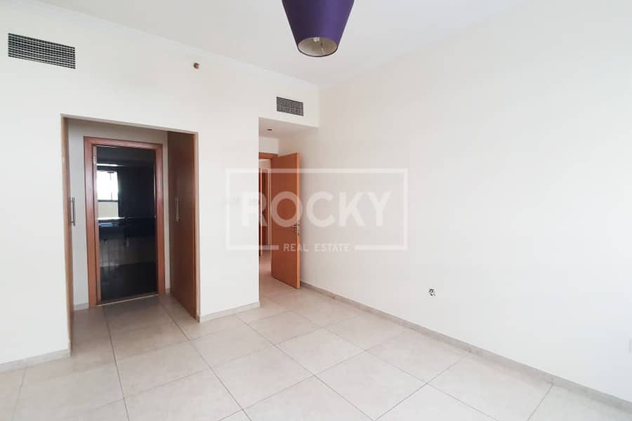 9 Good ROI|1 Bed|Lower Floor|with Laundry