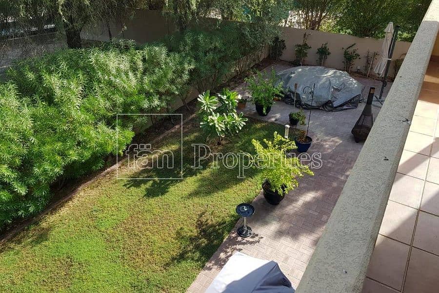 10 3+M|Spacious Layout|T8| Well Maintained Villa