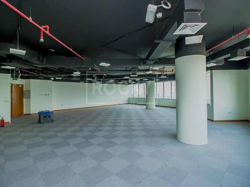 5 Fitted Office | Middle Floor | 2 Parking