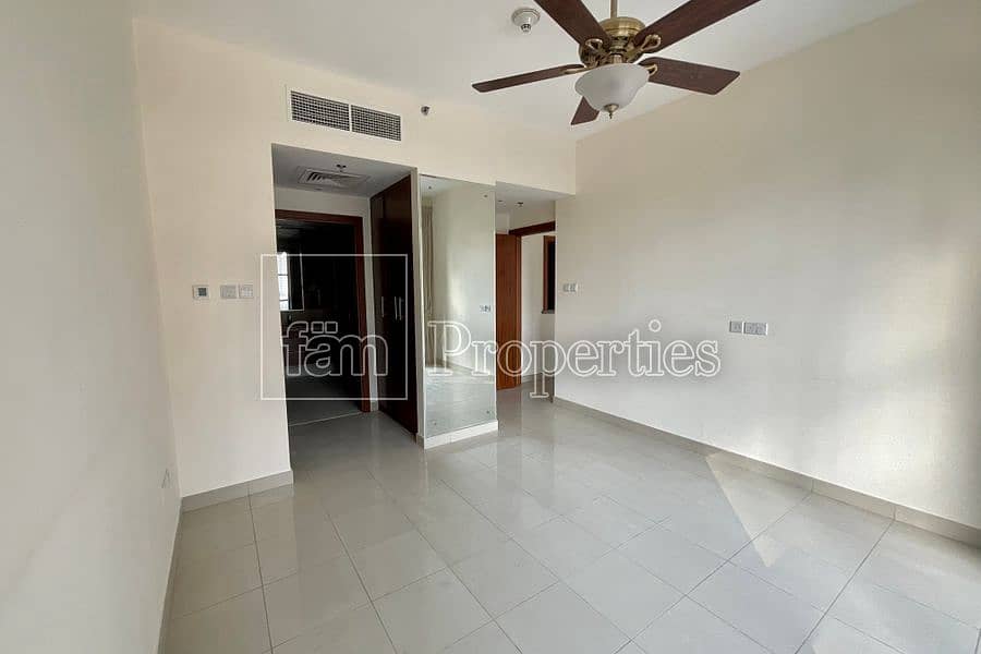 10 Emaar Charms | ROI 8.3 % | Downtown!