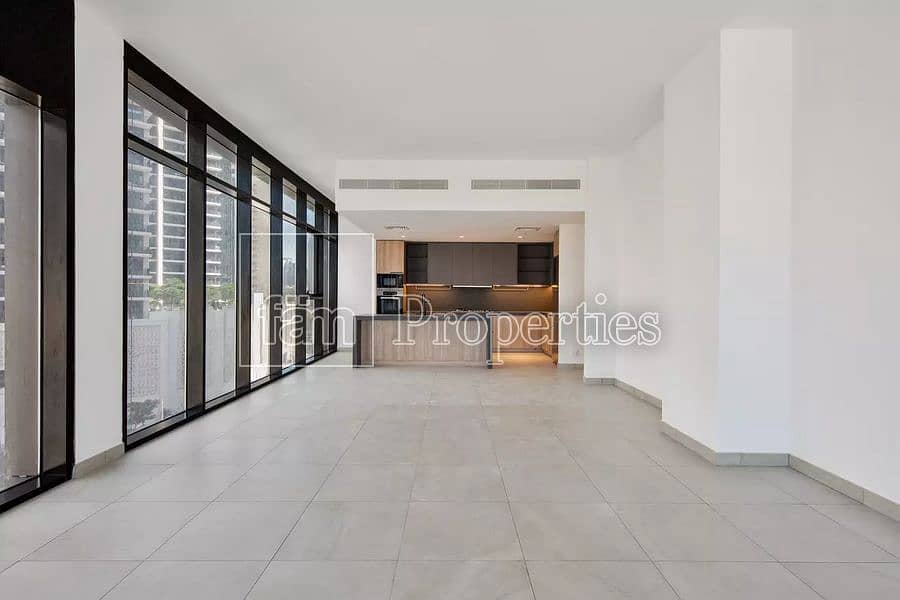 4 High-floor apt with stunning Dubai views\VACANT