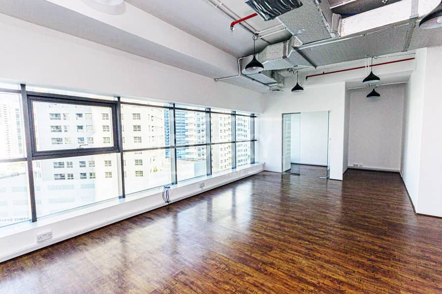 4 Fitted | 7 Partitions | Close to Metro