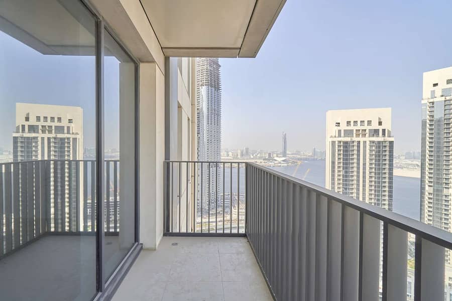 2 High-Floor Unit with View of the Park