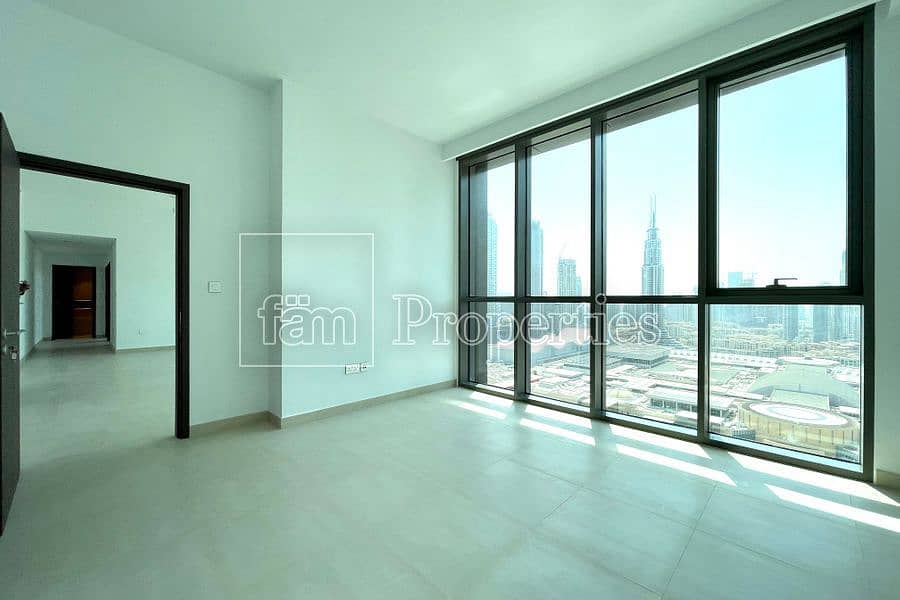 7 3 bedroom + maid Full Burj and fountain views