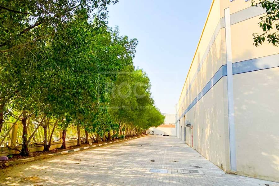 位于迪拜投资园区（DIP），2期 的仓库 8200000 AED - 5258102