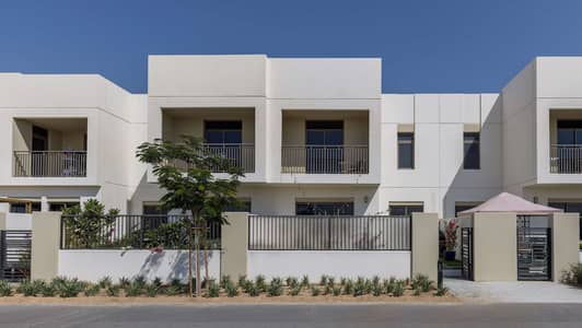 3 Bedroom Townhouse for Sale in Town Square, Dubai - Exclusive Single Row Desert View Type 2