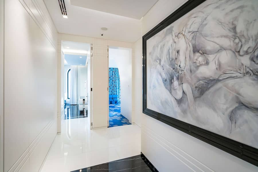 20 A Seafront Home Par Excellence on Palm Jumeirah