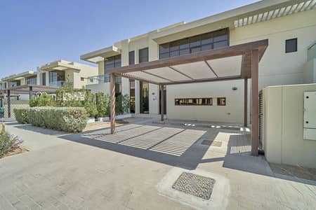 3 Bedroom Townhouse for Sale in DAMAC Hills, Dubai - Three-Bedroom Blank Canvas Townhouse