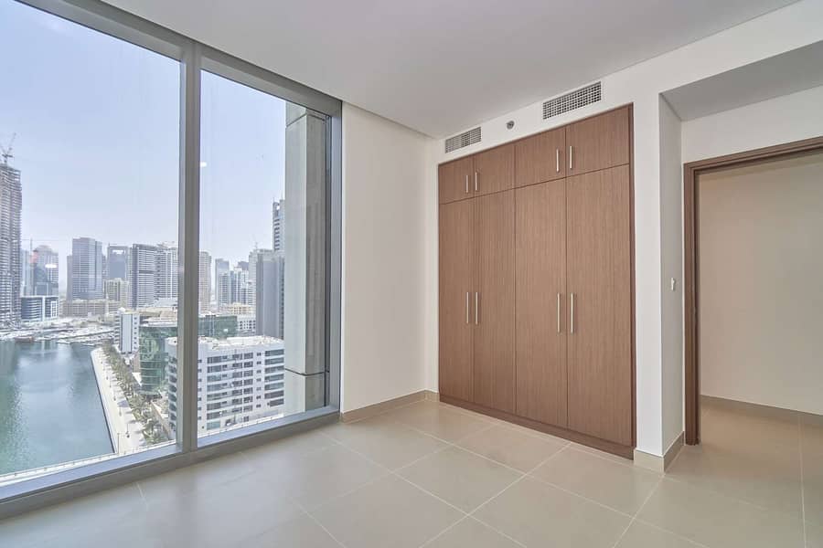 10 Mid-Floor Unit with Bluewaters and Marina View