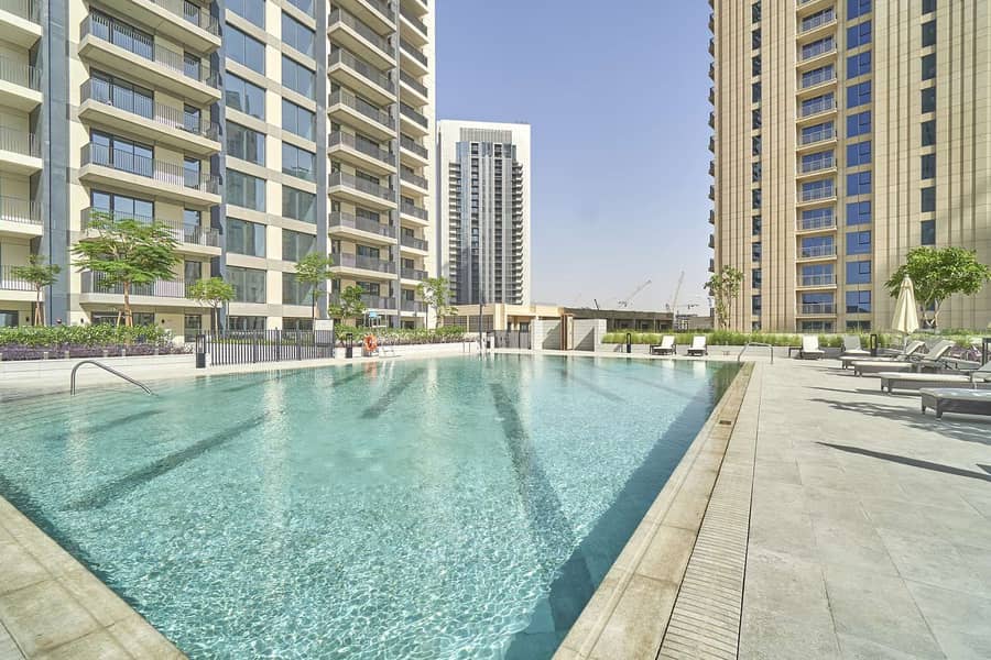 11 One-Bedroom Flat in Creek Horizon Tower Brand New