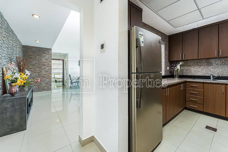 7 Fully furnished | High floor | Canal view