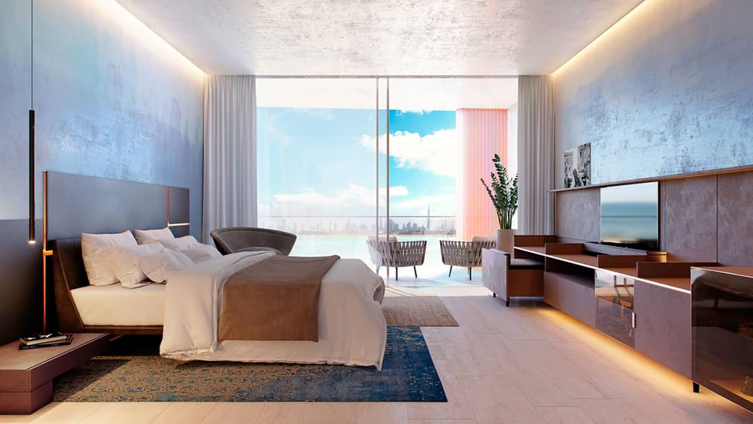 8 Luxury Hotel Room on The World Islands