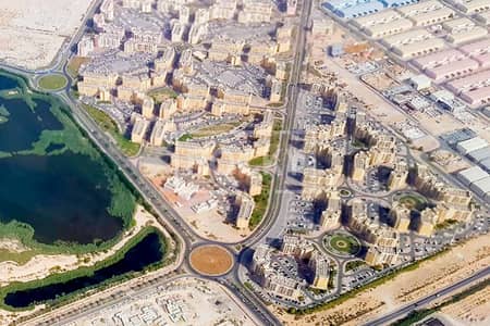 ارض استخدام متعدد  للبيع في المدينة العالمية، دبي - G+2P+8 | With Retail | Mixed Used Land