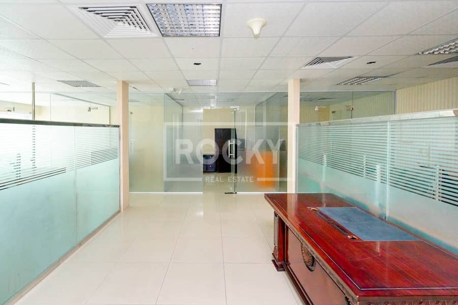 Close to Metro|2Parking|5Glass Partition